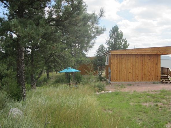 549 Cold Brook Ave, Hot Springs, SD 57747